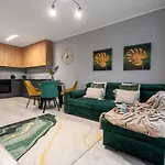 Pure Premium - Free Parking & Ac Apart Otel