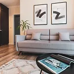 Aparthotel Pure Premium - Free Parking & Ac