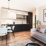 Aparthotel Pure Premium - Free Parking & Ac