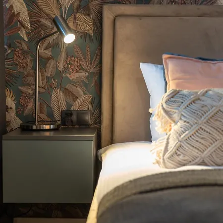 Ξενοδοχείο με διαμερίσματα Pure Premium - Free Parking & Ac Βρότσλαβ