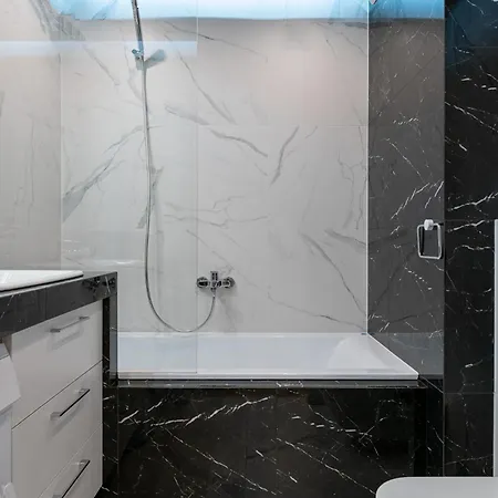 Ξενοδοχείο με διαμερίσματα Pure Premium - Free Parking & Ac Βρότσλαβ