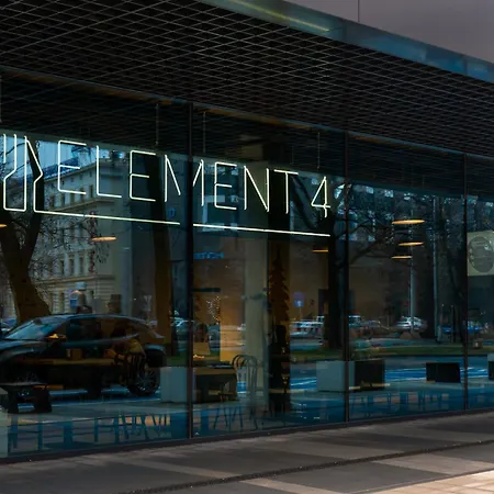 Lägenhetshotell Pure Premium - Free Parking & Ac 4*