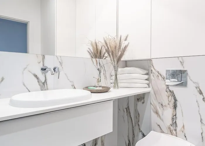 Pure Premium - Free Parking & Ac 4*