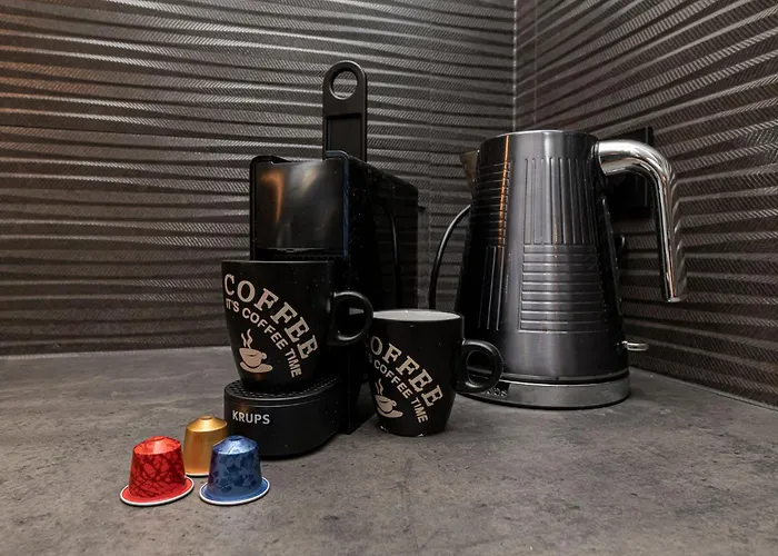 Pure Premium - Free Parking & Ac Апарт-отель 4*