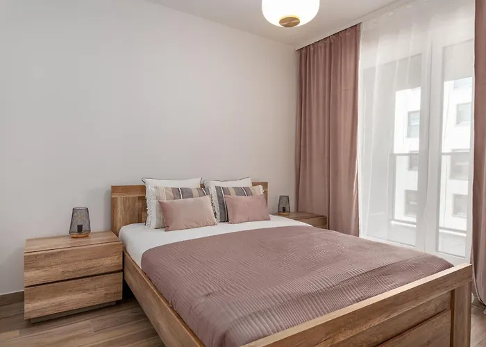 Pure Premium - Free Parking & Ac Апарт-отель