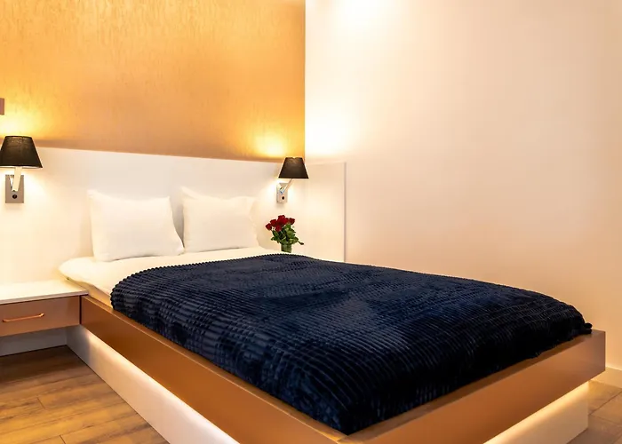 Pure Premium - Free Parking & Ac 4* Вроцлав