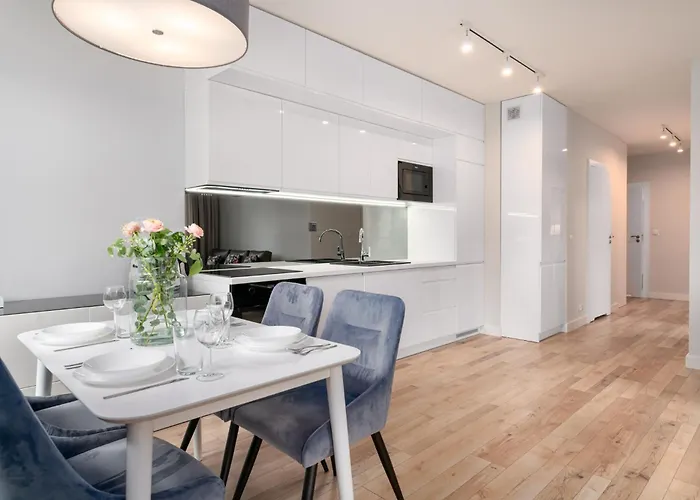 Pure Premium - Free Parking & Ac Апарт-отель 4*